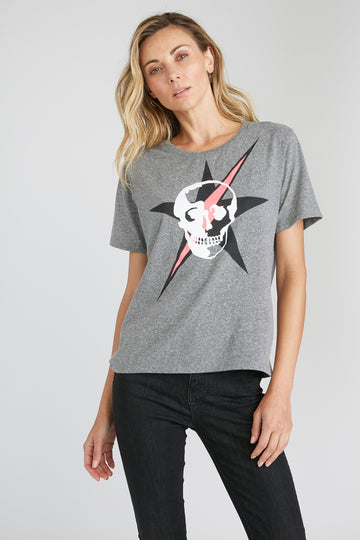 CHRLDR-LIGHTNING STAR SKULL — Wide T-Shirt
