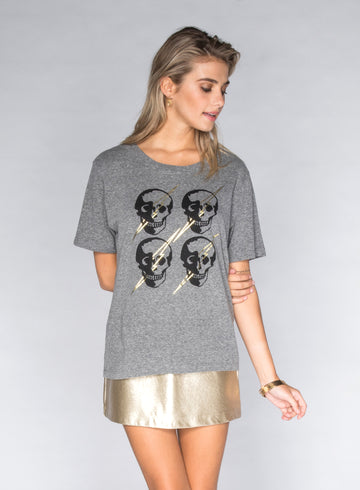 CHRLDR-LIGHTNING SKULLS - Wide T-Shirt