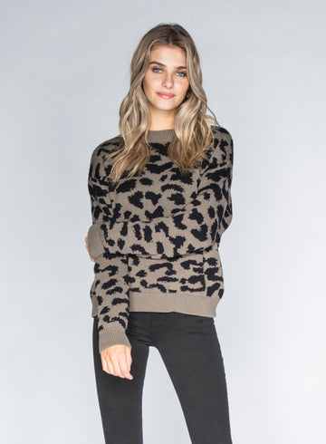 CHRLDR-LEOPARD - Dropped Shoulder Sweater
