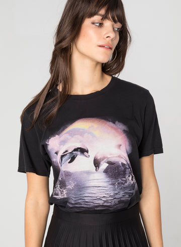 CHRLDR-DOLPHIN TWINS - Wide T-Shirt