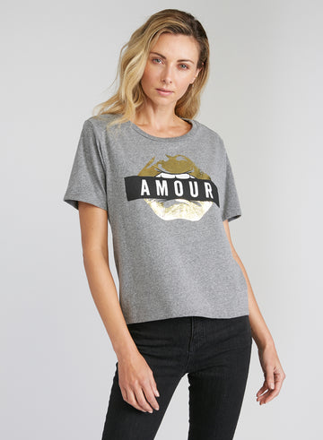 CHRLDR-AMOUR — Wide T-Shirt